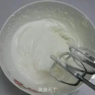 Make A heartless angel cake step 16