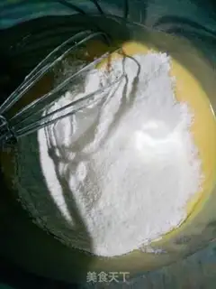Make Yogurt cake step 2