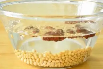 Make Red date soy sauce step 1