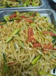 Make Hot noodles step 4