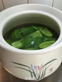 Make Porktail soup step 1