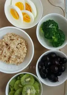 Make Yogurt cereal step 2