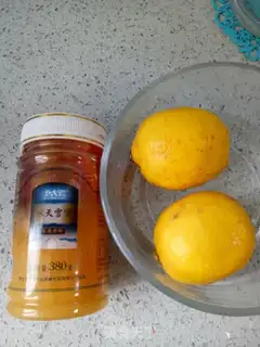 Make Honeyed lemon step 0