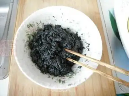 Make Black sesame moon cake step 3