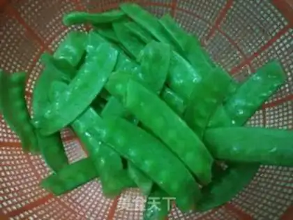 Make Dutch beans for cashew nuts step 1