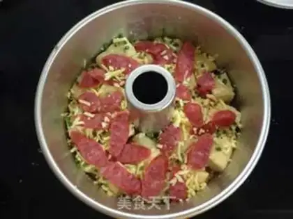 Make Sausage cheese hand tore bread step 9