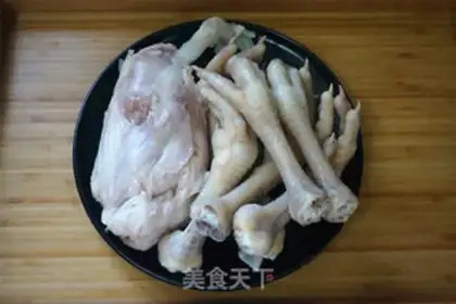 Make Chicken-foot soup for the snack step 2