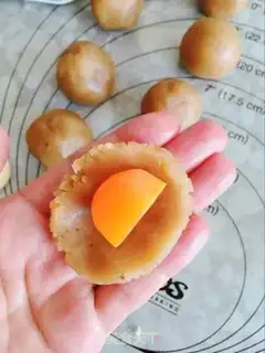 Make A moon cake step 7