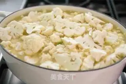 Make Coconut cheese soup step 3