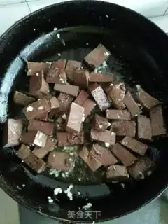 Make Garlic pig blood step 3
