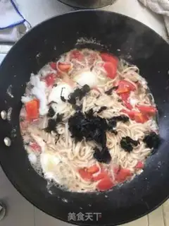 Make Tomato noodles step 4