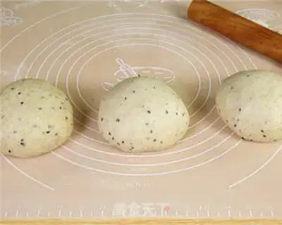Make Black sesame potato bread step 8