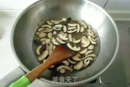 Make Beef noodles step 3