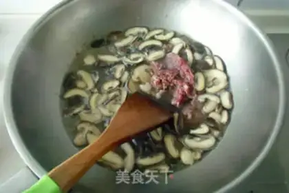 Make Beef noodles step 4