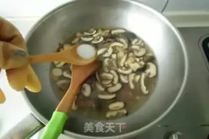 Make Beef noodles step 5