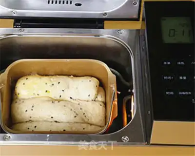 Make Black sesame potato bread step 12