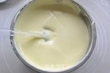 Make Gold kip cake step 10