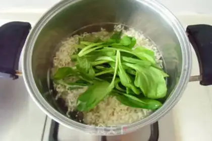 Make Beef noodles step 8