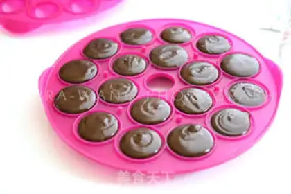 Make Mini chocolate cake step 2