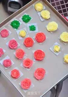 Make Flowers and mango mousses step 22