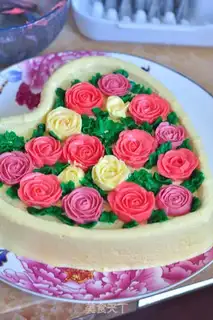 Make Flowers and mango mousses step 23