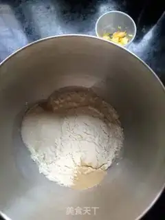 Make Bean and sand petal bread step 1