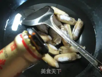 Make The salted meat show and the mushroom soup step 1