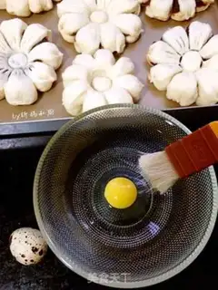 Make Bean and sand petal bread step 8