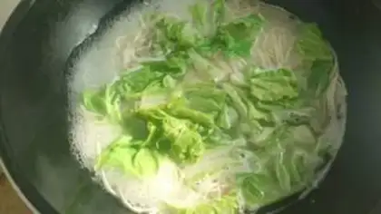 Make Egg clean noodles step 3
