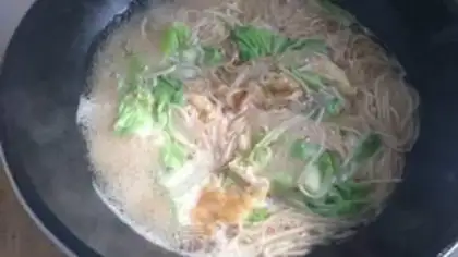 Make Egg clean noodles step 4