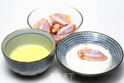 Make Hot fried chicken wings step 4