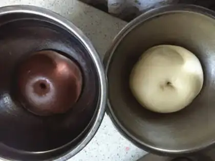 Make Coco bico honey rolls step 4