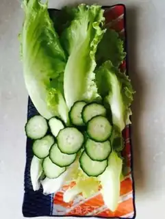 Make Flower toast burger step 4