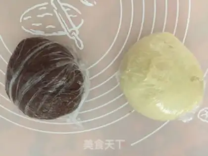 Make Coco bico honey rolls step 5