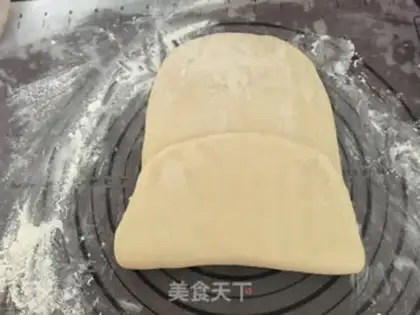 Make Squeeze meat mooncake step 8
