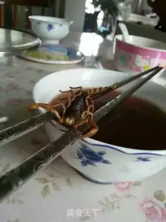 Make The classic wet soup in Guangzhou step 2