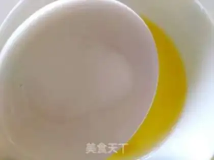 Make Tomato fried eggs step 4