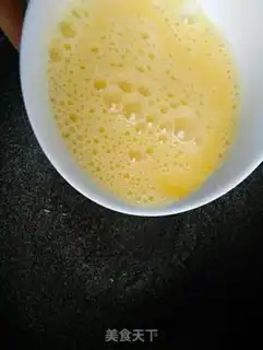 Make Tomato fried eggs step 5