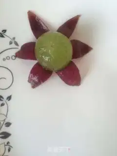Make Grape fruit platter step 3