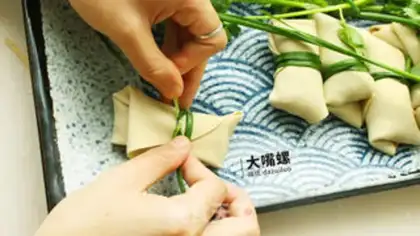 Make Bean-skin snail powder step 9