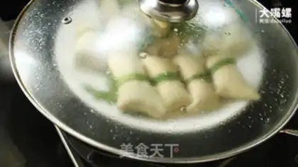 Make Bean-skin snail powder step 10