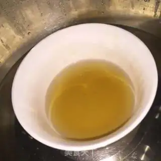 Make Mango heart cake step 1