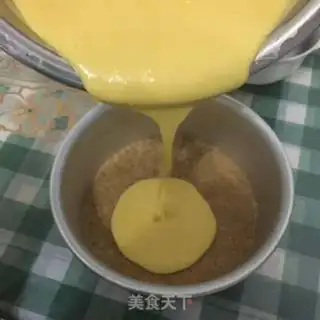 Make Mango heart cake step 6
