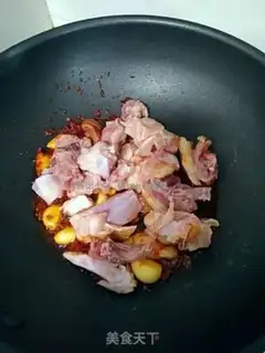 Make Roast chicken with red oil step 1