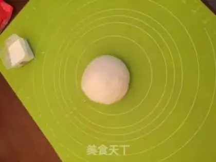 Make Ice guacamole step 1