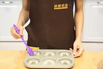 Make Chocolate doughnuts step 7