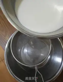 Make Ice white bean mooncake step 3