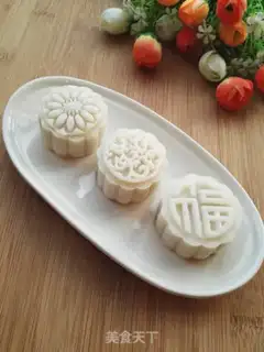 Make Ice white bean mooncake step 13
