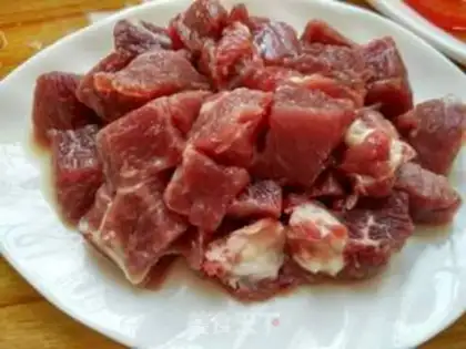 Make Tomato carrot beef step 1