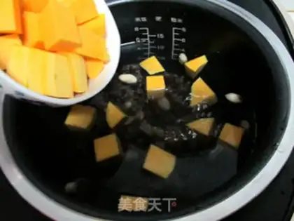 Make Pumpkin greasy step 3